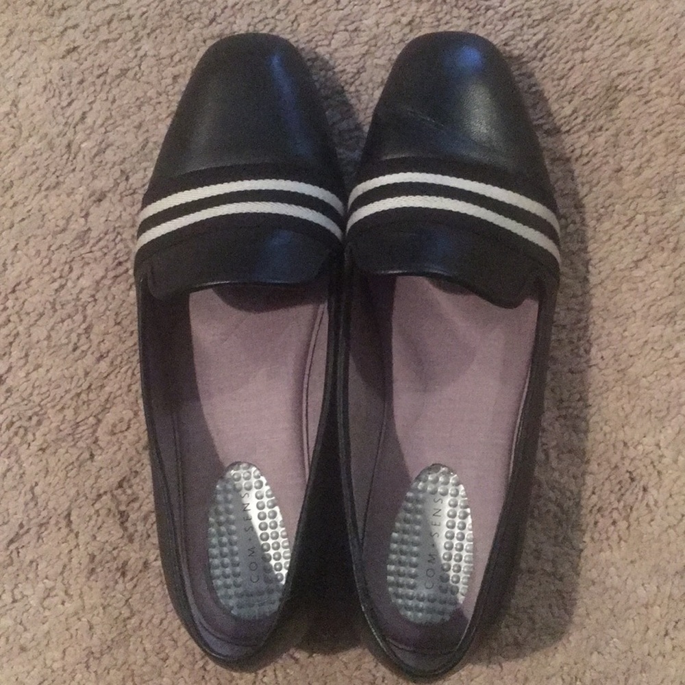 Com + Sens shoes